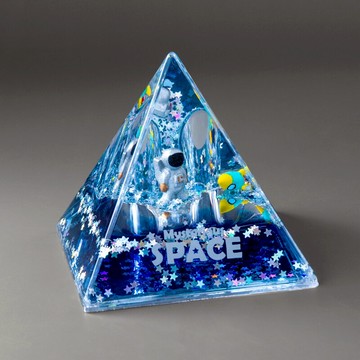 太空人桌面擺件 創意個性筆筒 簡約輕奢裝飾品 生日禮物