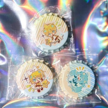 【獨家授權】鏡音雙子、初音未來衕人穀32mm真瓶蓋大小的吧唧