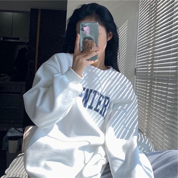 春秋薄款圓領衛衣女設計感慵懶bf印花字母chic港風寬松上衣