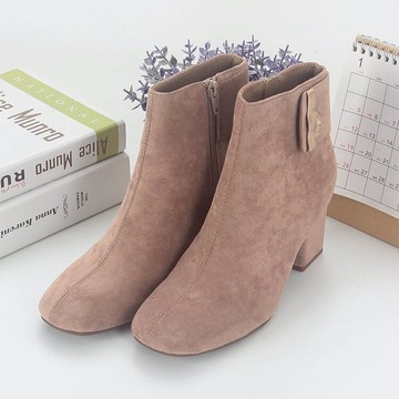 百品牌秋冬新款專柜撤柜女鞋杏色韓版簡約側拉鏈方頭短靴 79159