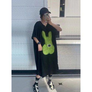 大碼女裝韓版過膝長款短袖連衣裙胖MM慵懶風圓領格兔卡通熊T恤裙