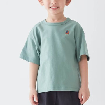 日本千趣會 - GITA 定番印花落肩短袖上衣-胸前背包-綠