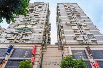 住商林可縈~大降價 晶華翡翠採光露臺戶｜台北市中山區新生北路二段