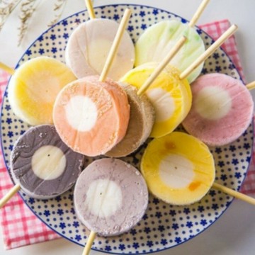 【DOZO嚴選】菖樺台灣日本冰-創意綜合冰品禮盒x1盒(15入/盒 芋頭x2+紅豆x2+花生x2+巧克力x2+芒果x2+百香果x1+草莓x1+酸梅x1+情人果x1+乳酸x1) 冰棒 雪糕 冰 中秋禮盒 中秋贈禮 中秋送禮 拜年 春節 送禮 年貨 過年【玉山信用卡+APP下單最高9%回饋★領券再折】