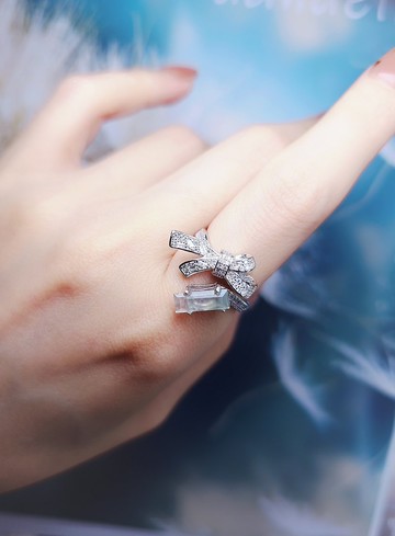 |白色蝴蝶結|緬甸A貨翡翠高冰玻白翡切割面長條無事牌純銀戒指