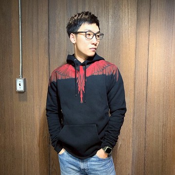 美國百分百【全新真品】Marcelo burlon MB 翅膀 T恤 棉質 刷毛 長袖 帽T 男款 黑底紅翅膀 BC86