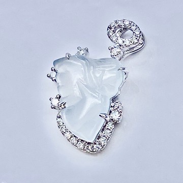 期間限定 - 18K白金白鑽石吊墜配白冰翡翠小天使