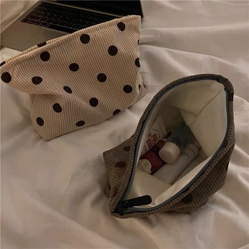 🎀新品熱銷🎀 新款燈芯絨復古波點化妝包ins日系休閒收納整理袋便攜洗漱袋 收納包 化妝包 旅行