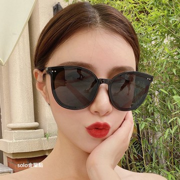 《Caroline》韓國流行時尚網紅熱門款浪漫風格優雅性感太陽眼鏡72336