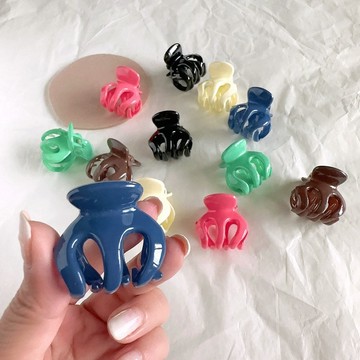 【全館現貨】 3.5CM撐高小馬尾 5CM南瓜小鯊魚髮夾 公主頭抓夾 大髮夾 盤髮 髮夾 鯊魚夾 夾子R31+R32