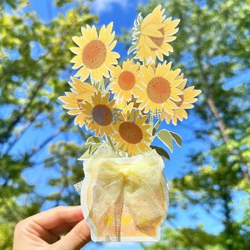 【臺灣-出貨】芳華綻放精雕立體卡生日禮物教師節兩折賀卡花束高級立體留言卡片25Y11
