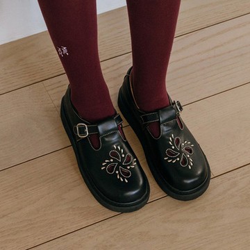 PRE-ORDER韓國品牌 MACMOC BillyT束帶刺繡樂福鞋 (鞋跟 3cm) BK