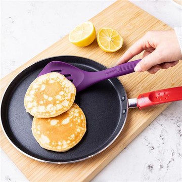 《Colourworks》矽膠斜角濾油鍋鏟(紫28cm)