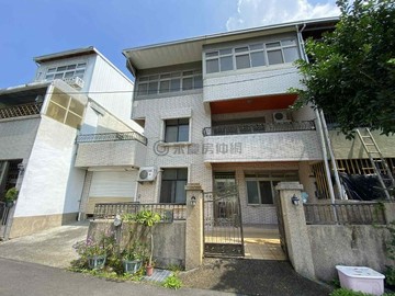 慧敏推推♥️中興新村大面寬大地坪景觀車庫美別墅｜南投縣南投市光榮東路