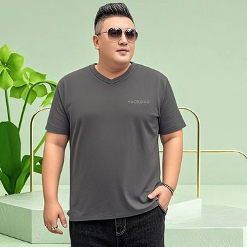 ✨ 熱購✨大尺碼上衣男 短袖T恤男 短袖男 男生t恤男士夏季寬鬆大碼男裝加肥加大號鷄心領V領短袖T恤打底衫套頭上衣40