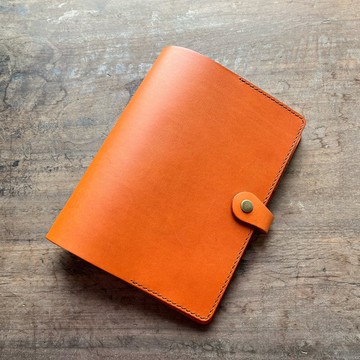 【經典熱銷】Accademia A5 六孔活頁皮革筆記本-橡木果實棕