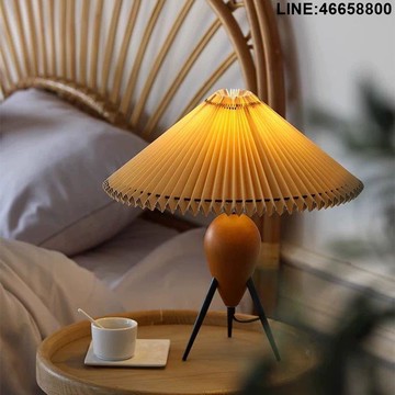 檯燈 閱讀燈 夜燈 氛圍燈 臥室燈 中古復古臺燈個性創意百褶包豪斯客廳書房臥室床頭氛圍感裝飾臺燈