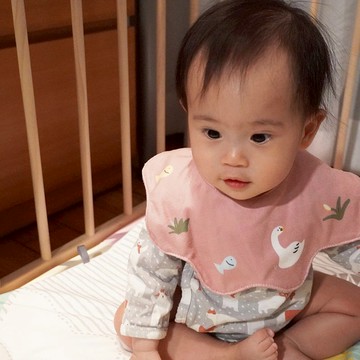 寶寶口水兜 長頸鵝【長頸動物的花花世界】