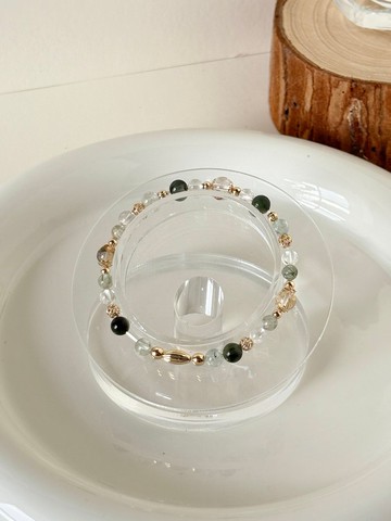 /青石巷弄/事業 避邪 閃靈膠花 綠髮晶 阿魯沙(綠色部分) 白水晶