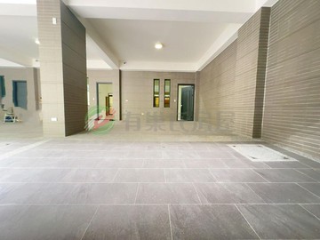 西屯☘世貿全新優質雙車豪華電梯別墅｜台中市西屯區福安八街