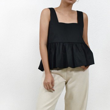 Ellie Tank- Black 黑色型格 大氣方領寬鬆背心