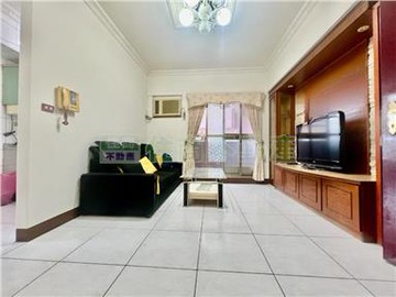 漢神巨蛋正兩房+平車｜高雄市左營區立信路