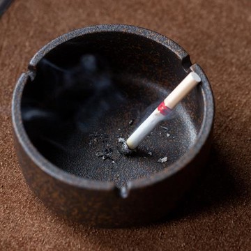 碌心   粗陶煙灰缸復古窯變巖苔燒煙槽夾煙穩固居家辦公實用煙缸