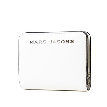 MARC JACOBS 金屬LOGO防刮十字紋釦式短夾-棉花白