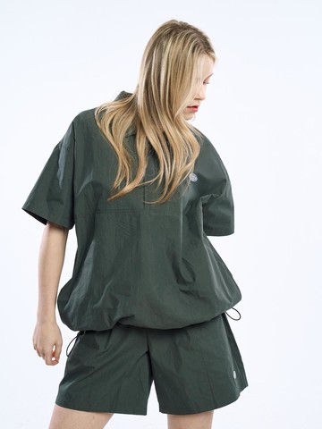 Minimal wappen half zip collar shirt_Khaki