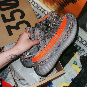 【逢甲 FUZZY】Adidas Yeezy Boost 350 V2 Beluga Reflective GW1229