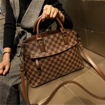 LV:VS香港包包大容量通勤百搭單肩手提包真皮復古春夏斜跨托特包