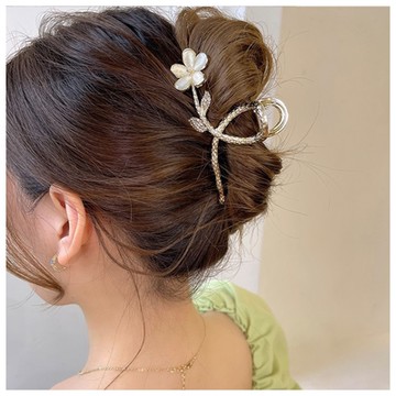 梨花HaNA 貓眼石小花朵．四季熱賣經典抓夾