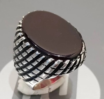 真正的也門 Aqeeq 戒指 Kabadi 黑色深血紅色 Aqeeq 戒指 Akik 戒指男款