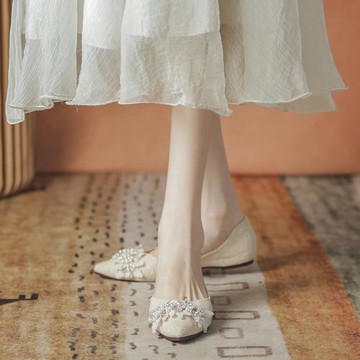 尖頭單鞋女2023新款瓢鞋一腳蹬軟底孕婦不累腳平底婚鞋新娘伴娘鞋