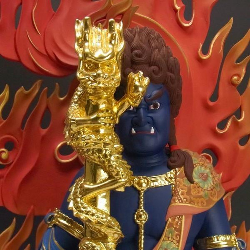 彩色不動明王 立像 倶利伽羅剣 高さ84cm 楠製 木彫り 仏像