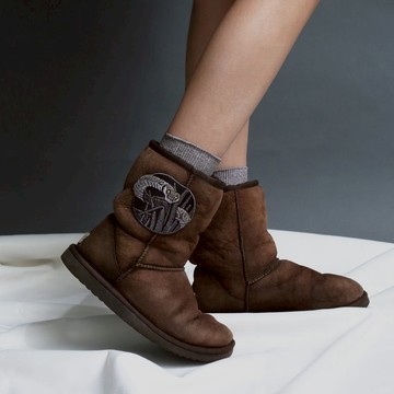 “藏蛇”燙衣板