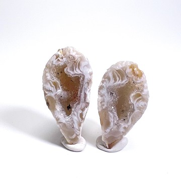 兔耳。原礦 一圖一物 風水擺件 療癒  l 迷你纏絲瑪瑙盆 聚寶盆 l