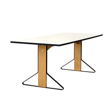 Kaari Table 弧形長桌（200 公分、白桌面、橡木／黑鋼桌腳）