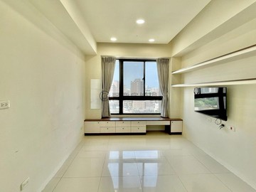 小阿駿大巨蛋逢甲漢翔福星路二房平車｜台中市西屯區福星路