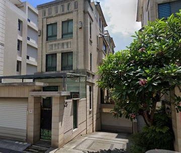 1420^西屯中科｜東海榮總旁．獨棟雙車質感美別墅｜台中市西屯區福聯街