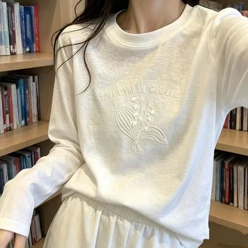 YWZ雪花棉親膚刺繡長袖T恤女早秋季2026新款寬鬆顯瘦百搭簡約上衣女