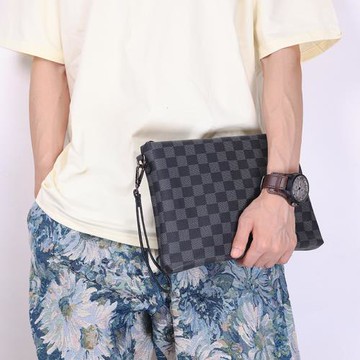 2024新款手包男士格子格紋信封包手拿文件包PU商務休閑男包夾包