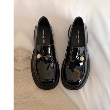 楊冪同款厚底粗跟金扣小皮鞋女2025春季新款方頭百搭小金幣樂福鞋