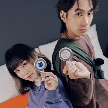 plain-me JNP早餐店塗鴉15W磁吸支架無線充電器