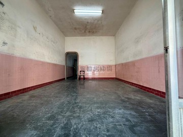 近輕軌亞灣瑞隆商圈需整理可停車透天｜高雄市前鎮區育群街