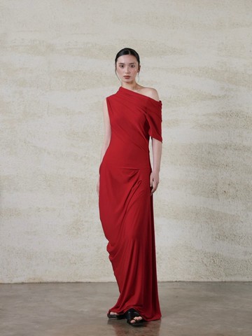 法式極簡 / 斜肩壓褶連身裙