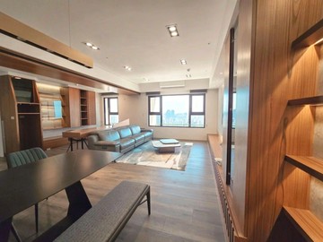 京城大苑景觀豪邸3+1房大平車｜高雄市左營區文萊路