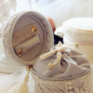 冰激凌色羊毛混紡蕾絲花朵刺繡流蘇小號迷你首飾盒 首飾收納包