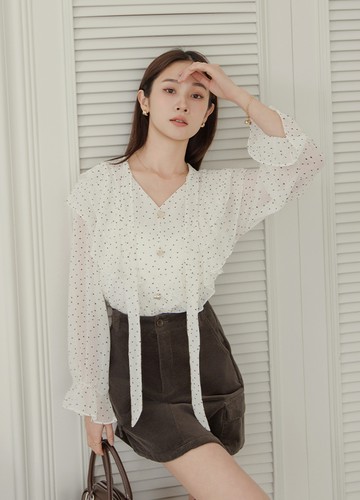 小愛心荷葉雪紡上衣