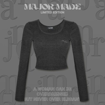 質感圓領刺繡短版發熱衣